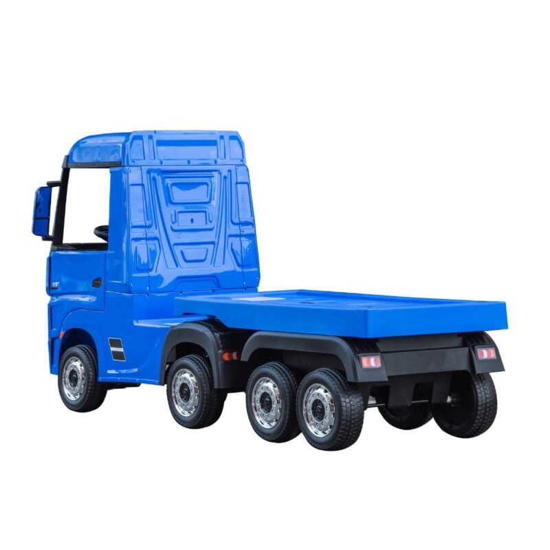 camion electrique scania avec remorque bleu